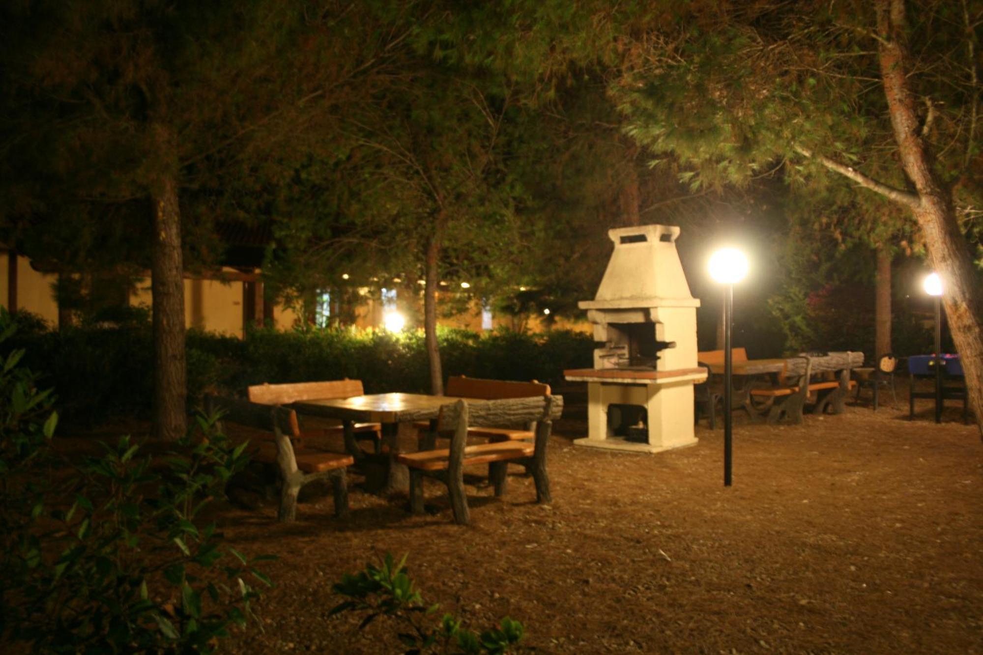 Albergo Residenziale Menhirs Putzu Idu Exterior photo