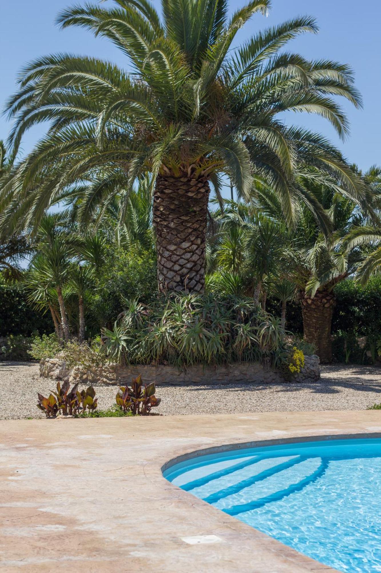 Albergo Residenziale Menhirs Putzu Idu Exterior photo