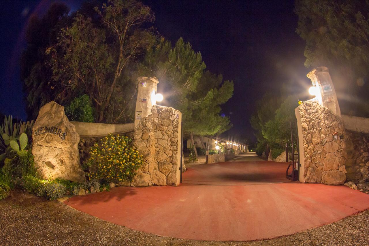 Albergo Residenziale Menhirs Putzu Idu Exterior photo