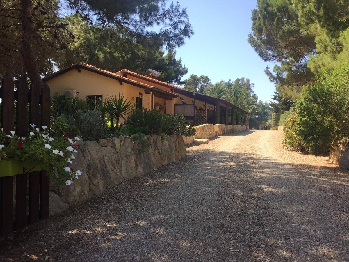 Albergo Residenziale Menhirs Putzu Idu Exterior photo